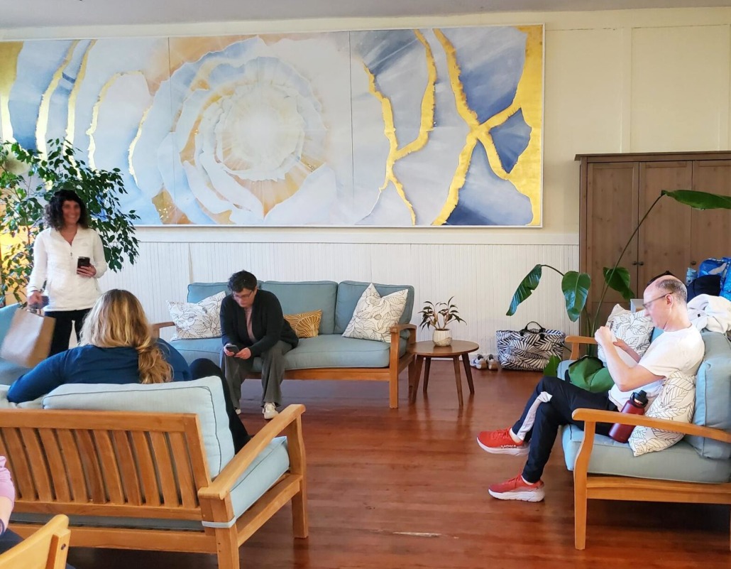 peace_rose_large_scale_painting_yohanna_jessup_cropped_students Peace Rose Large-scale painting has transformed the room into a place that students and community members like to gather.